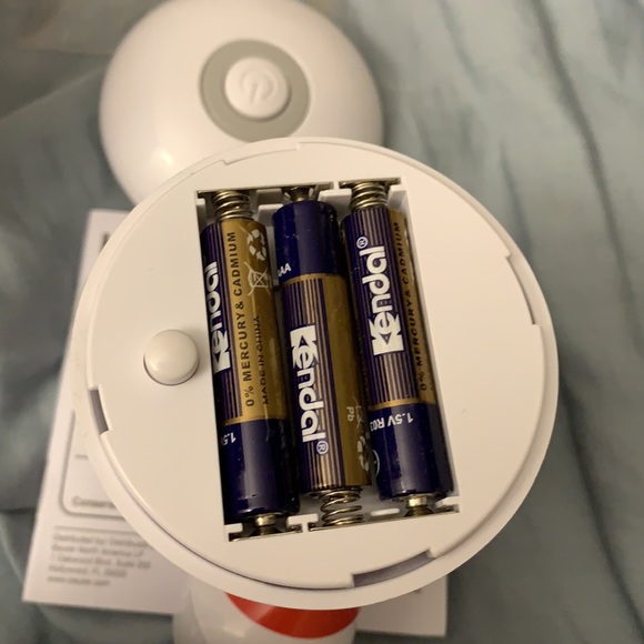 New 🆕 beurer German design & engineering mini massger relaxation on the go - Picture 3 of 3